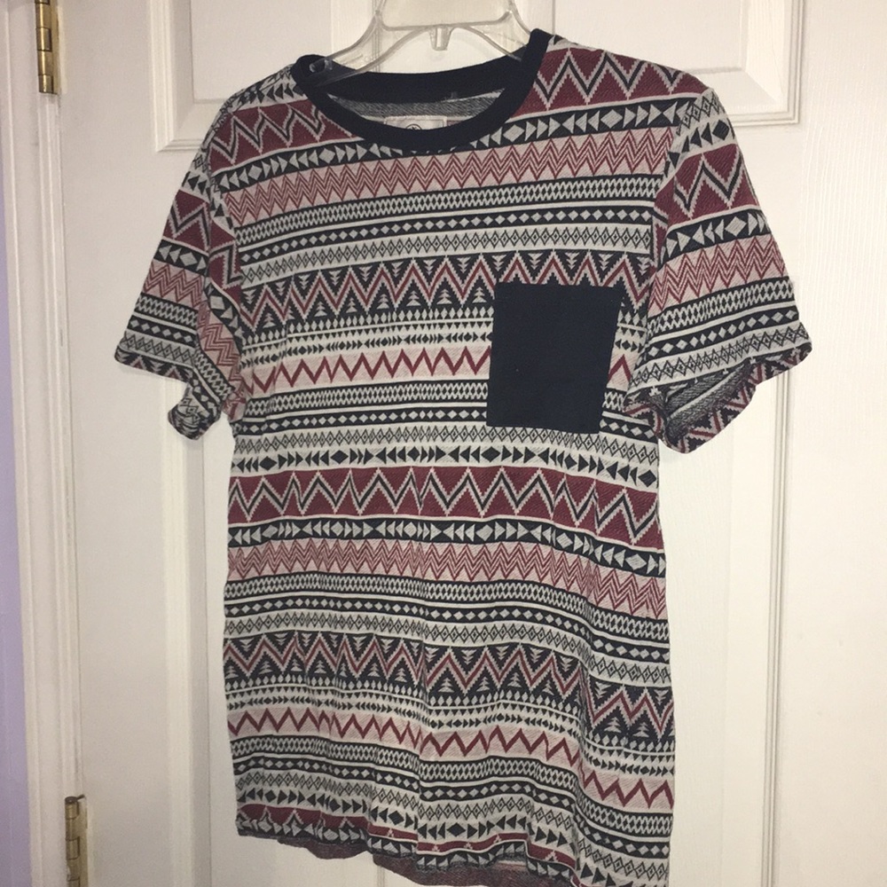 Aztec Style T-Shirt from Zumiez with pocket!